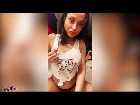 ❤️ Busty xinh đẹp người phụ nữ tấn công âm hộ của cô ấy và mơn trớn đôi mông khổng lồ của cô ấy trong một chiếc áo phông ướt ❤️  Porn video  tại chúng tôi  ️❤